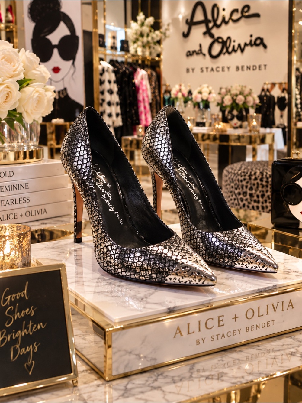 Alice+Olivia Black Silver Snakeskin Pointed Toe High Heel Pump sz 7.5